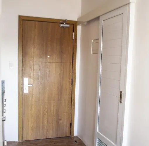 Apartment Titan At Tower 1 Alabang Manila